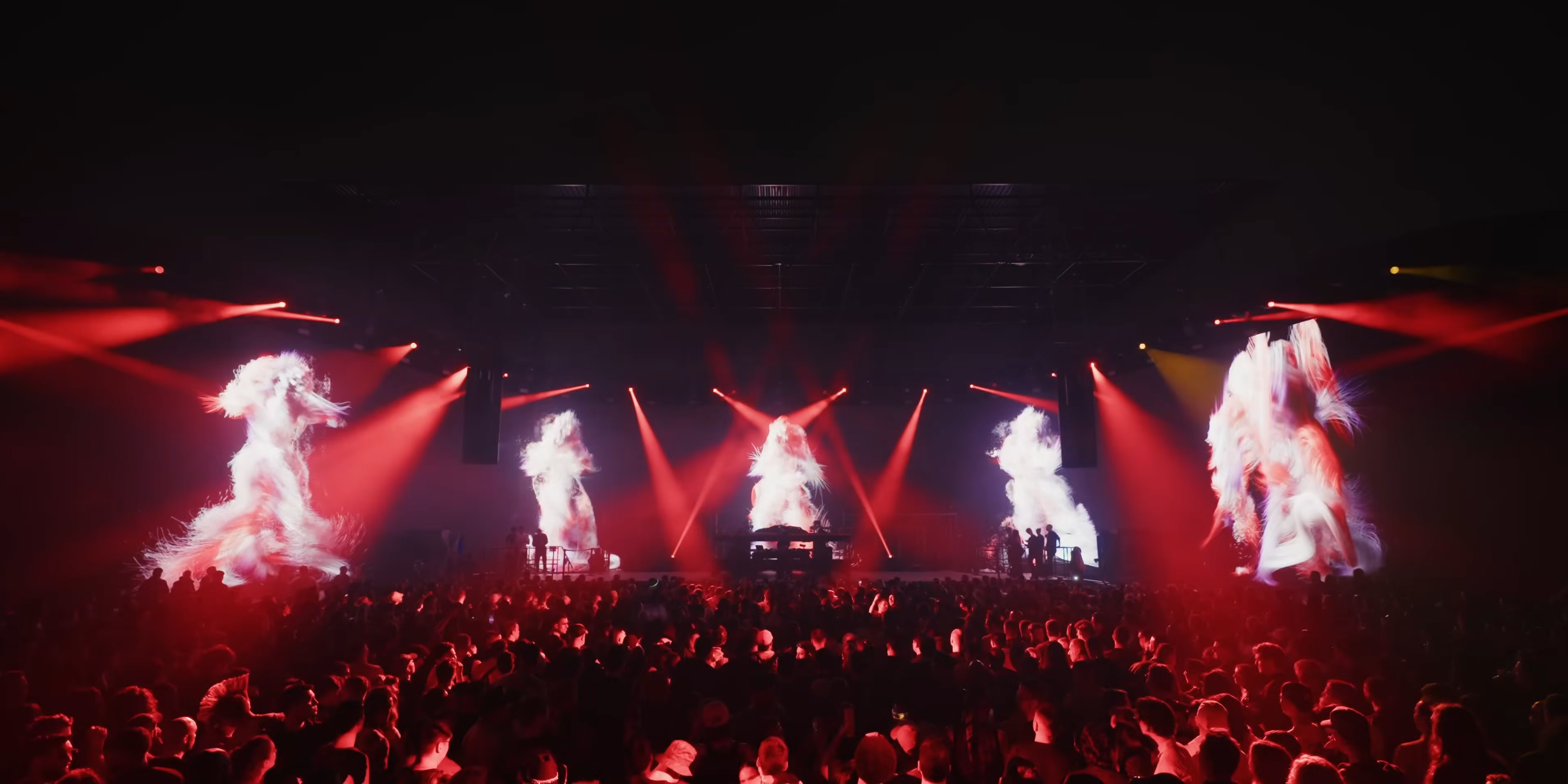 Nicole Moudaber Tour Visuals — project image 2