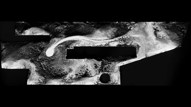 OFFF Barcelona Screen projection driven by a monochrome fluid field